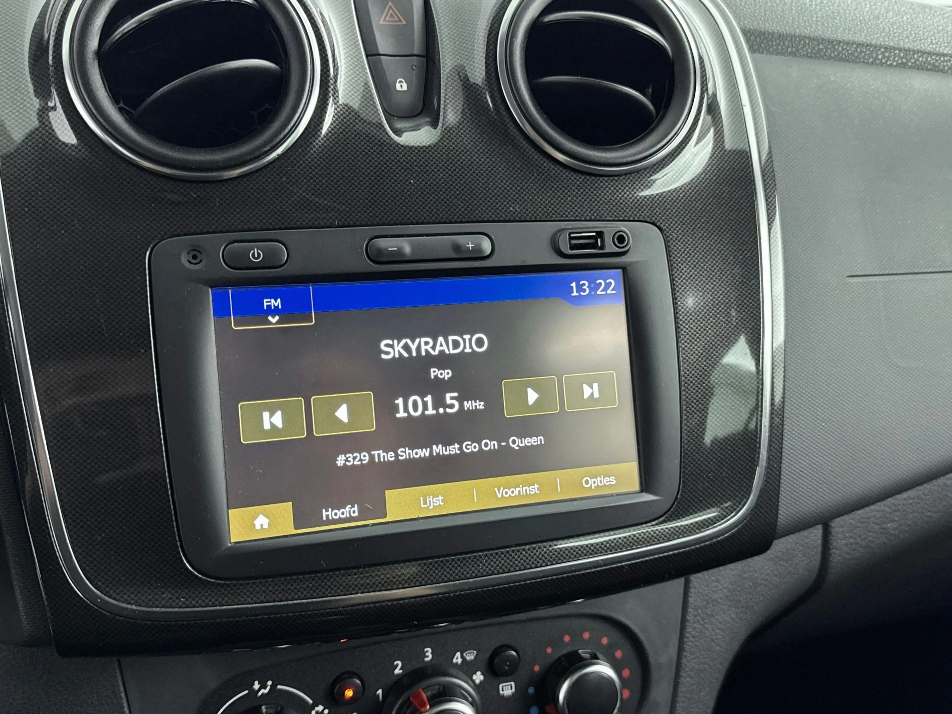 Dacia Logan MCV 0.9 TCe SL Royaal | Navigatie | Cruise control — photo 9