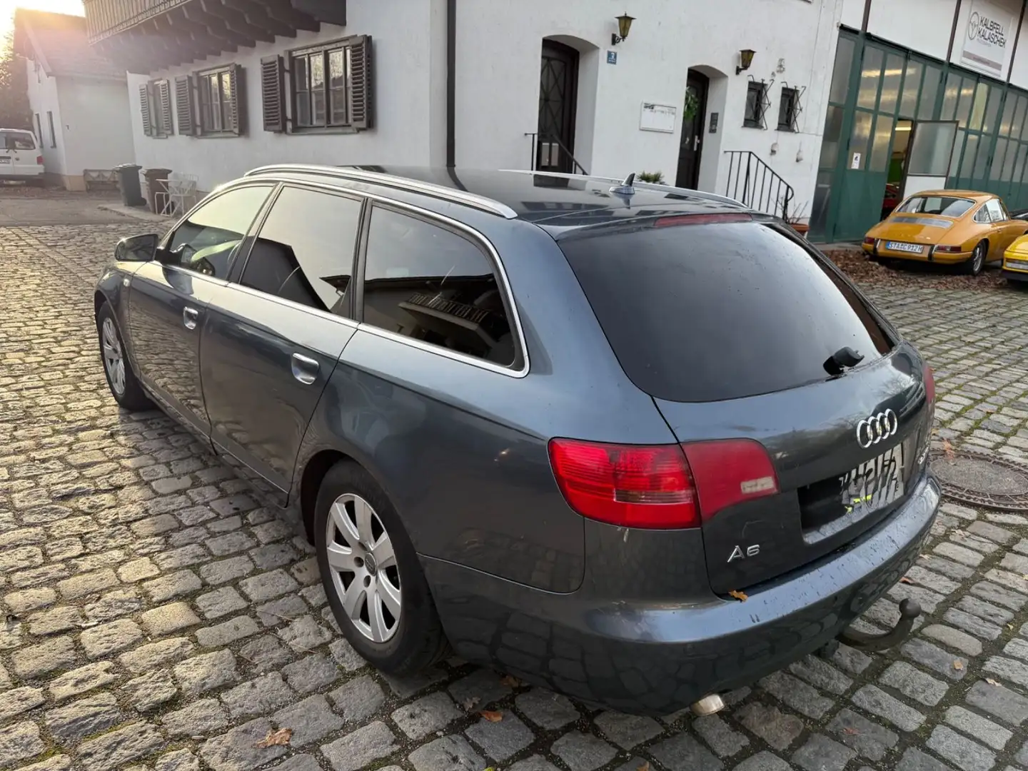 Audi A6 Avant 2.7 TDI Blau - 2