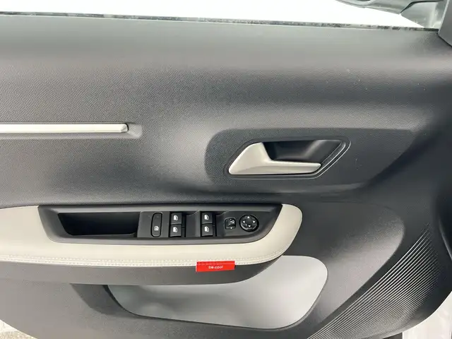 Citroen C3 view 11