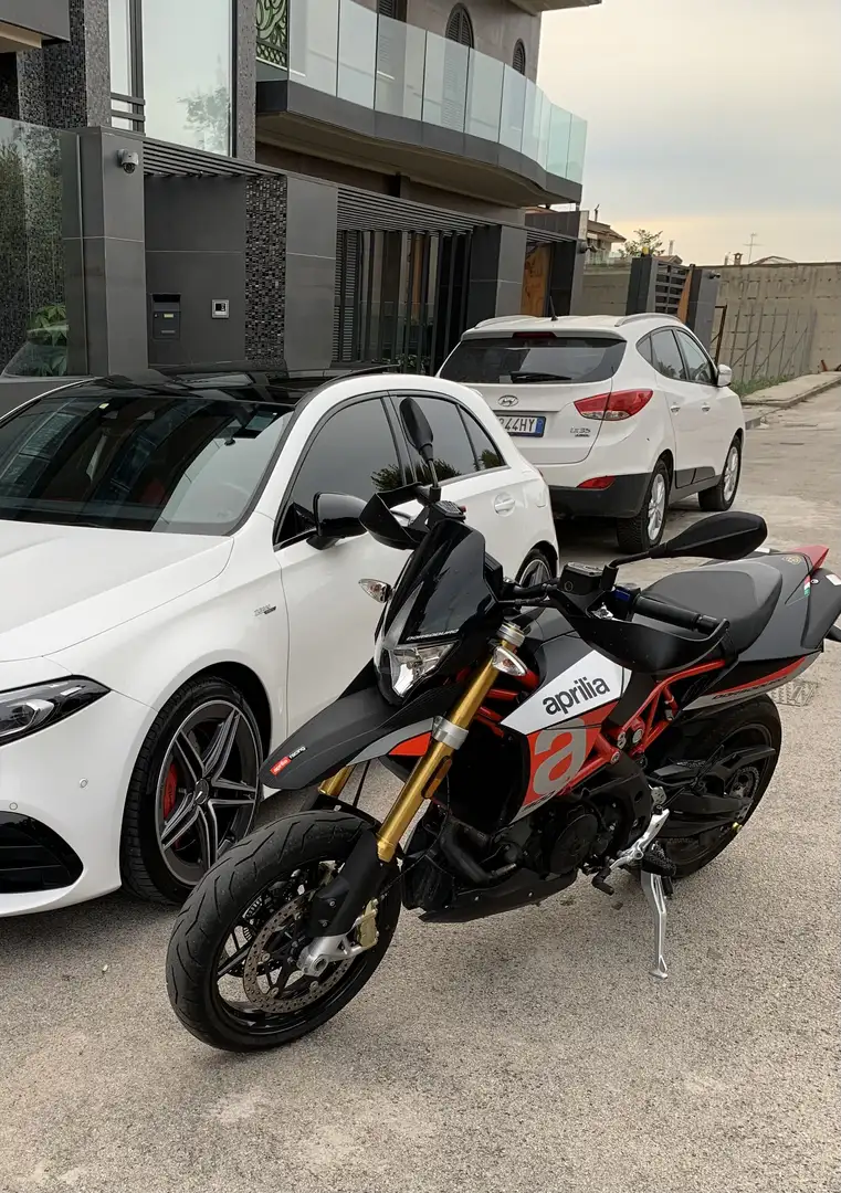 Aprilia Dorsoduro 900 Abs - 2