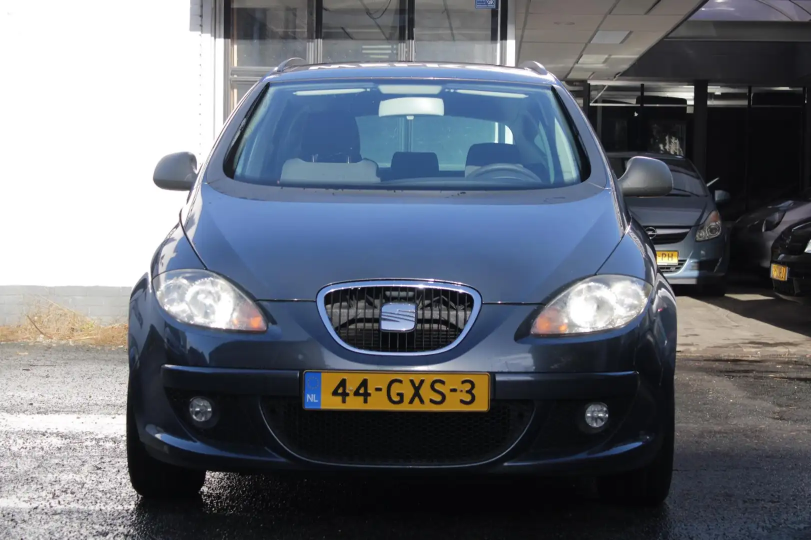 SEAT Altea XL 1.6 Business Style / Airco / CruiseControl / Parke Gris - 2