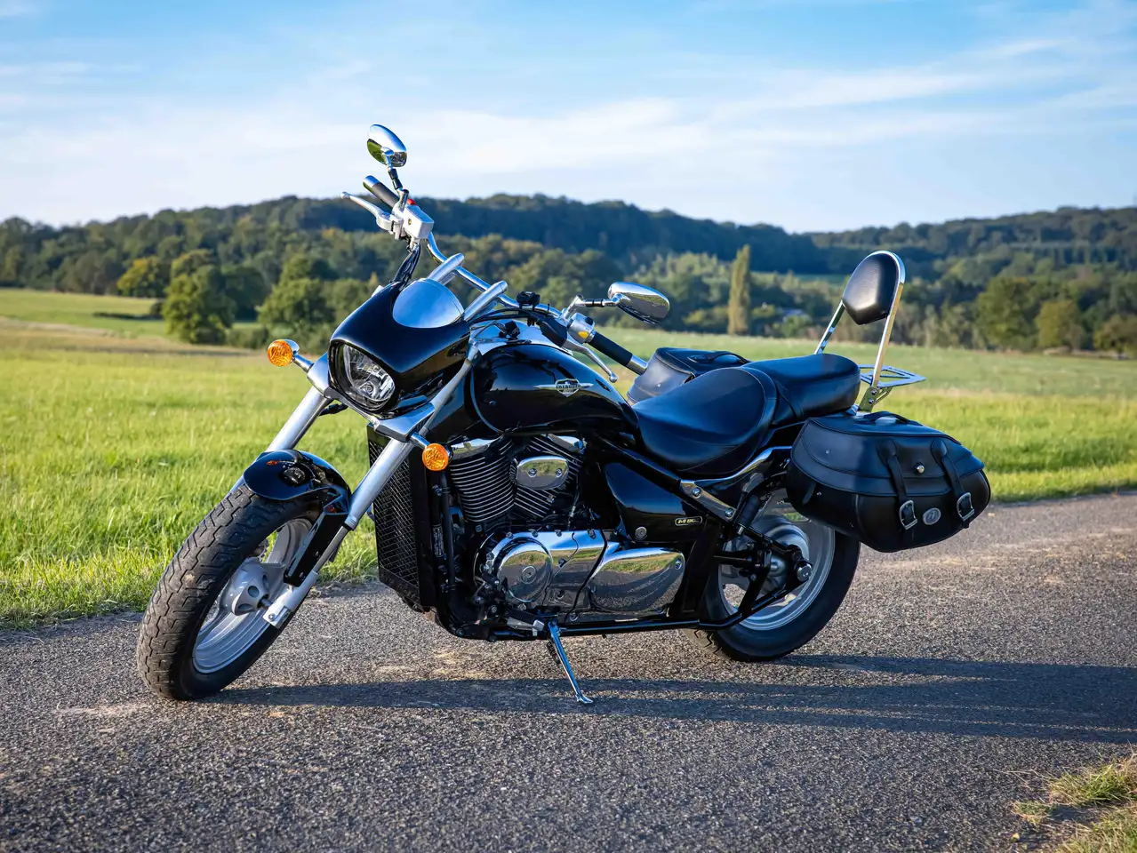 Suzuki Intruder M