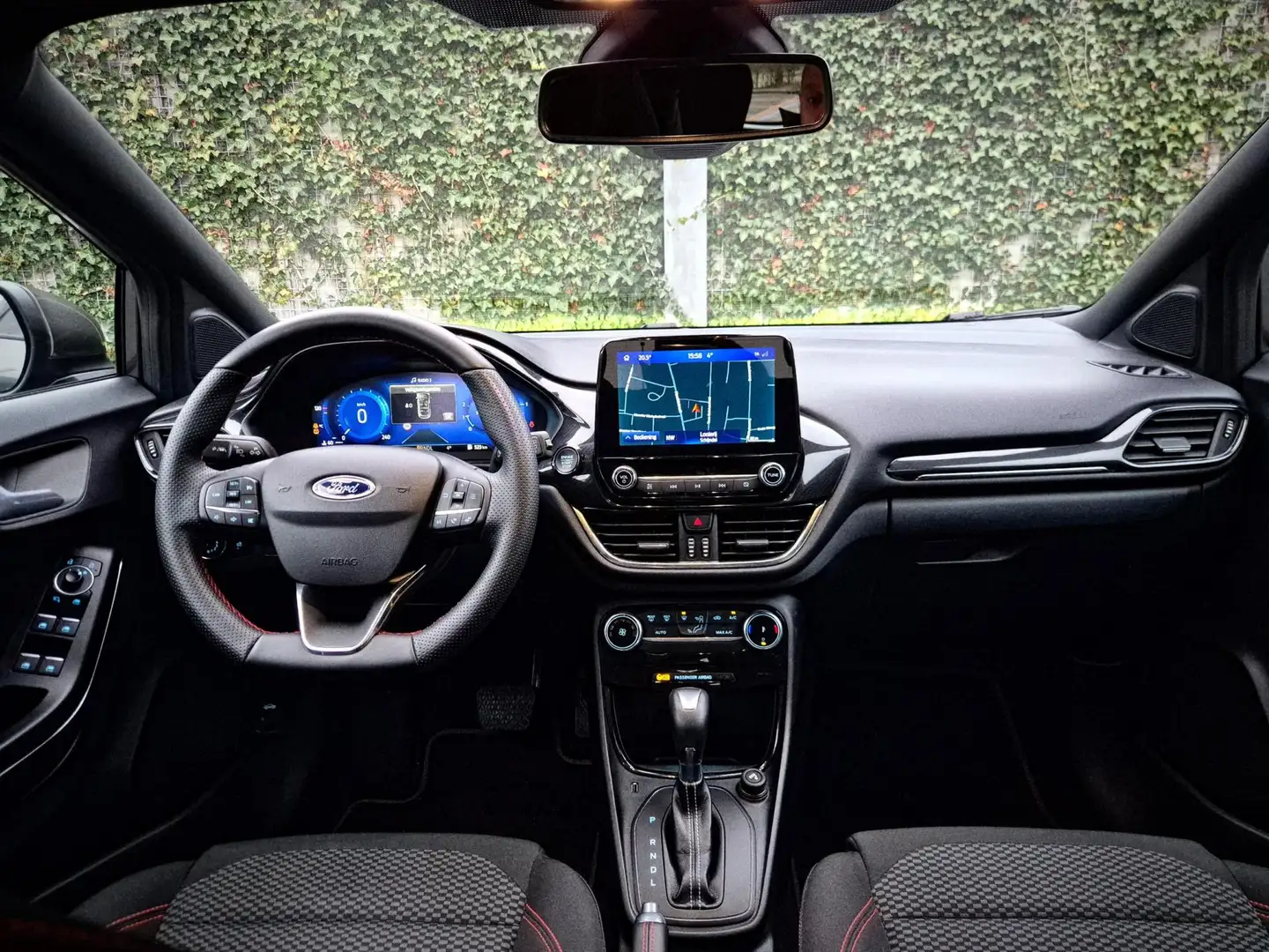 Ford Puma 1.0 EcoBoost Hybrid ST-Line Grau - 2