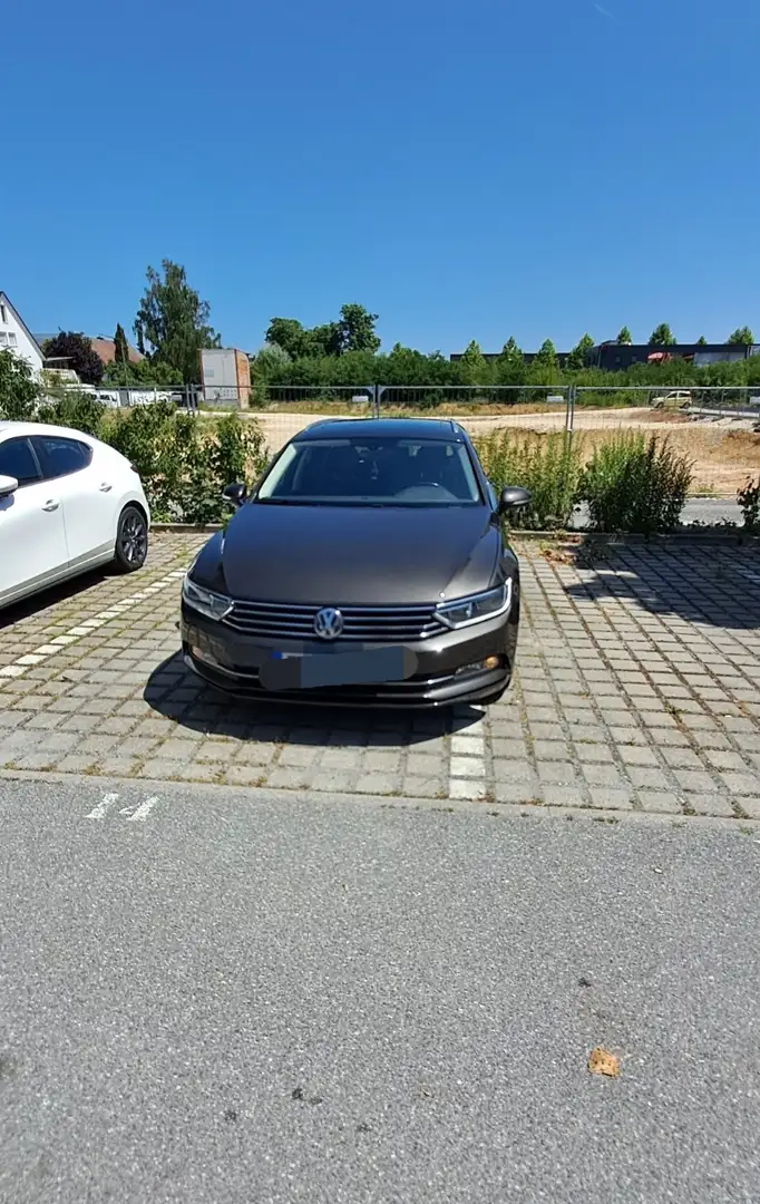 Volkswagen Passat 1.6 TDI (BlueMotion Technology) DSG Trendline - 1