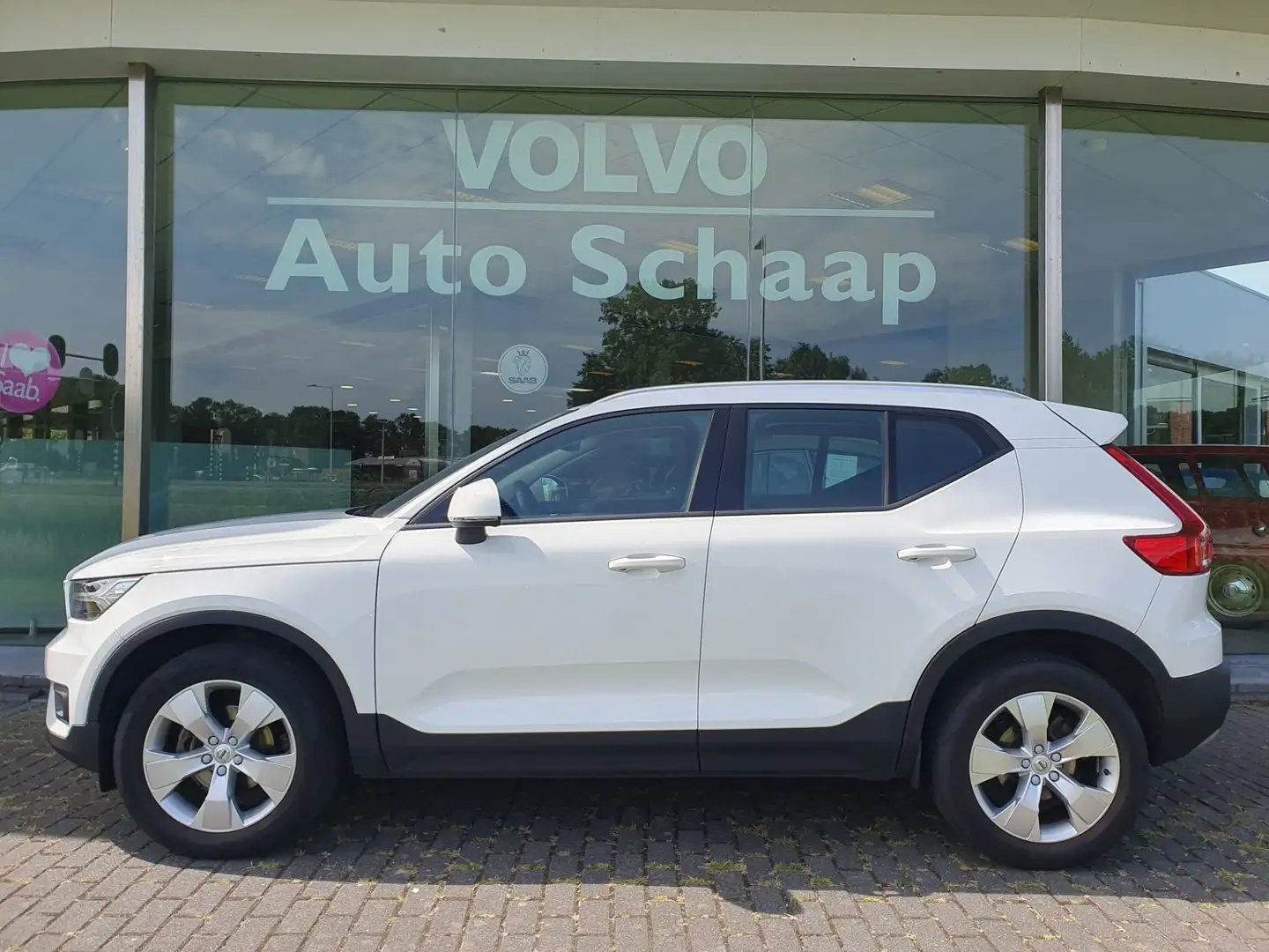 Volvo XC40 1.5 T2 Business Pro Automaat | Rijklaar incl 12 mn Bianco - 2