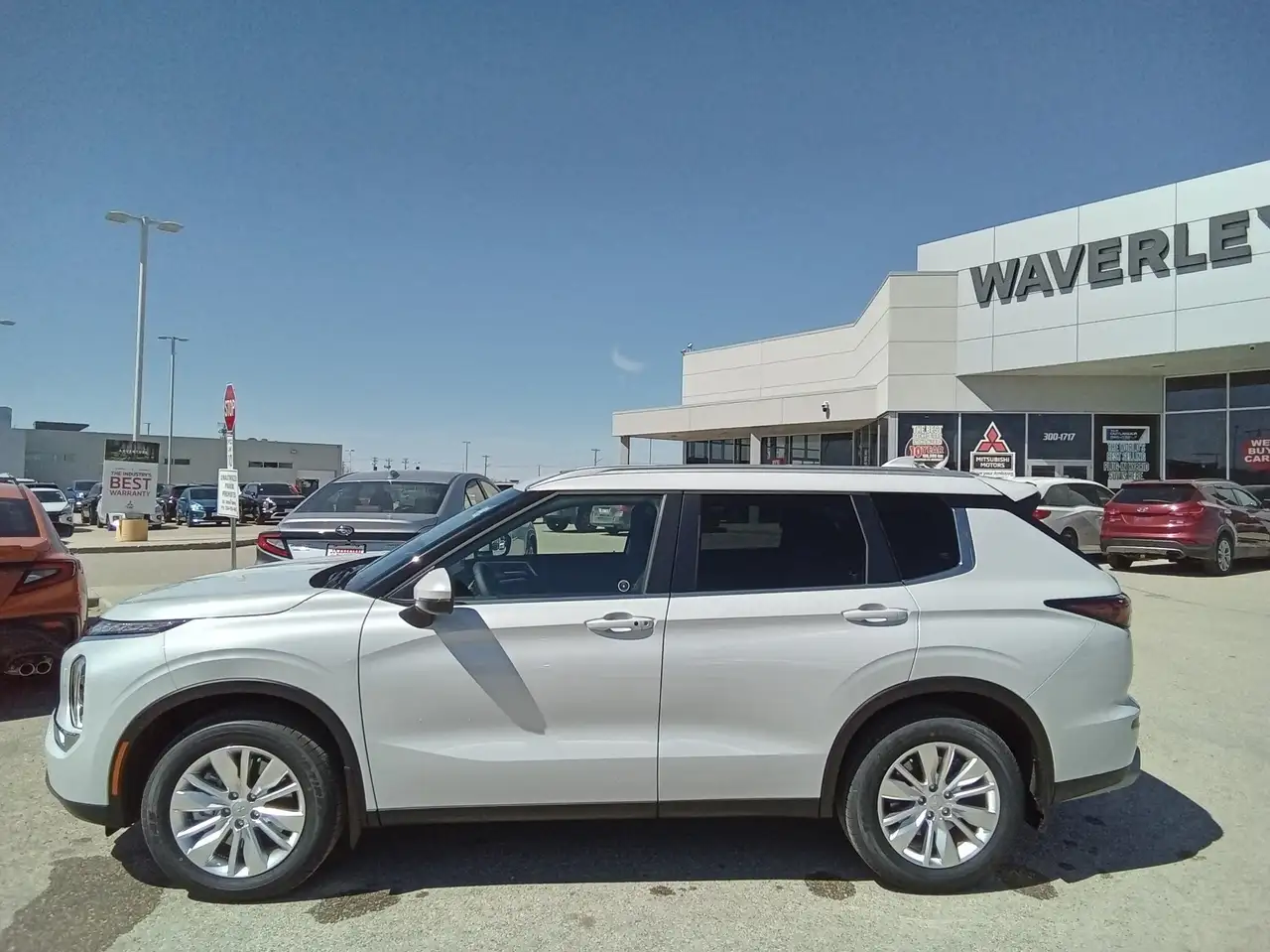 Mitsubishi Outlander снимка Mitsubishi Outlander