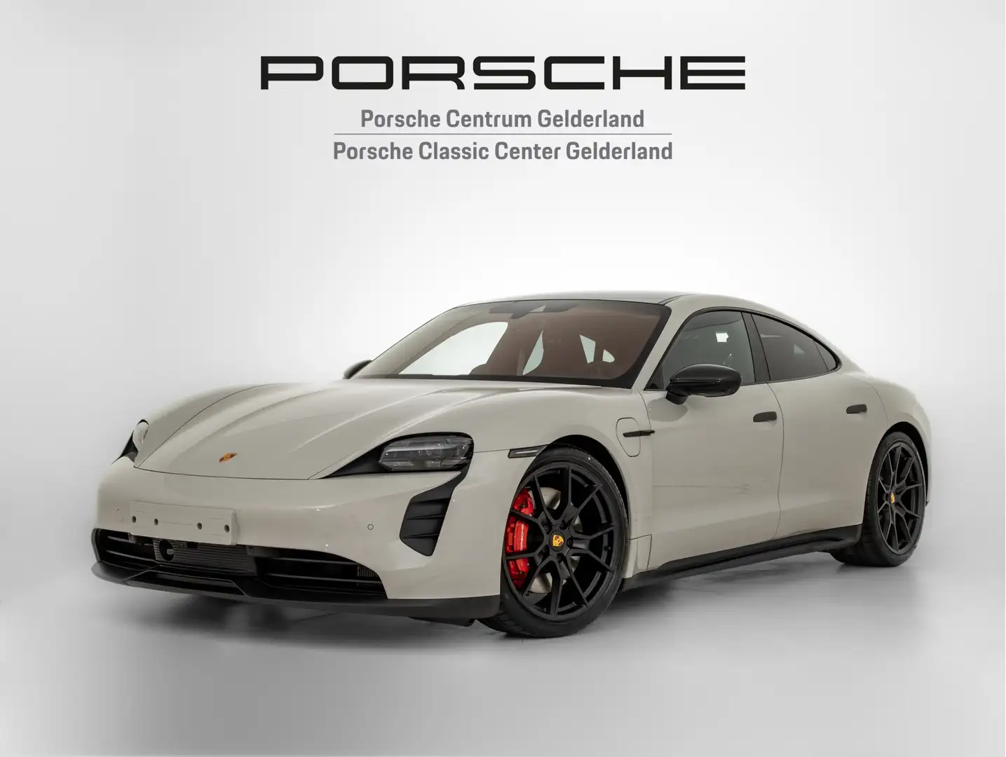 Porsche Taycan GTS Grijs - 1