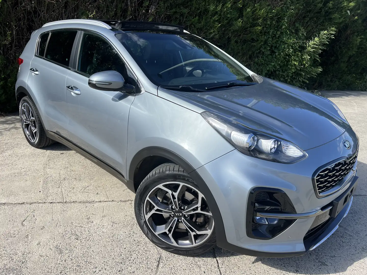 Kia Sportage 1.6 CRDi GT Line Grijs - 2