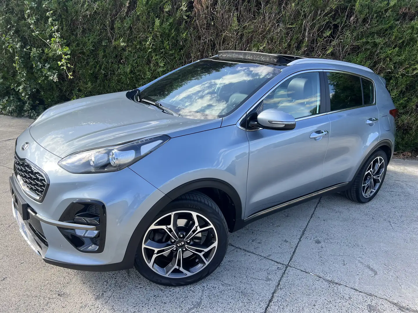 Kia Sportage 1.6 CRDi GT Line Grijs - 1