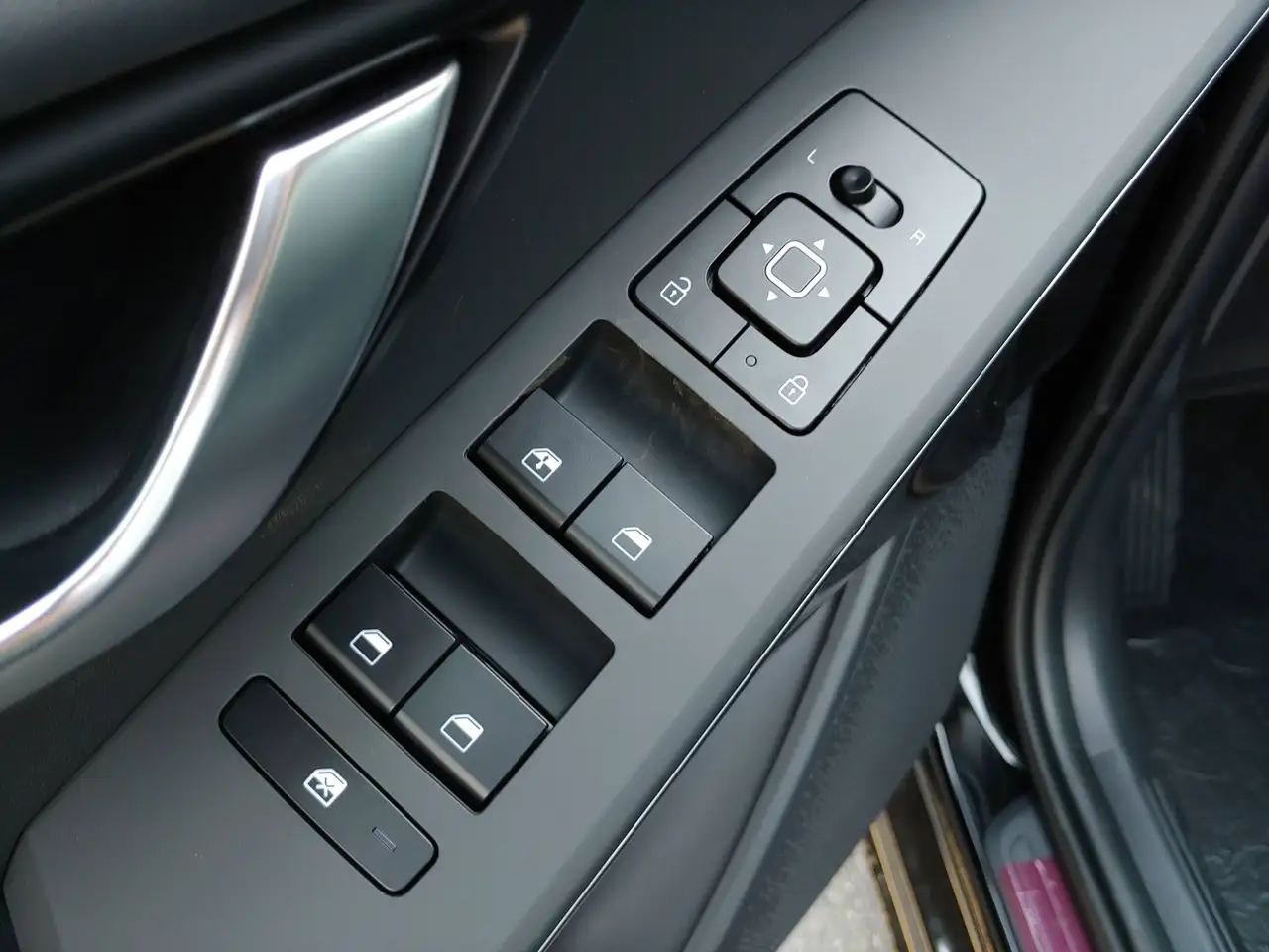 Kia Niro снимка Kia Niro