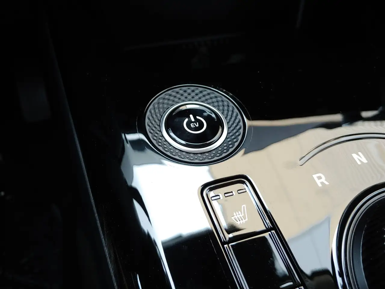 Kia Niro снимка Kia Niro