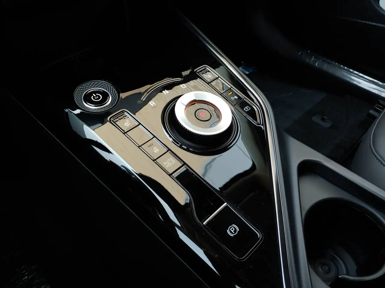 Kia Niro снимка Kia Niro