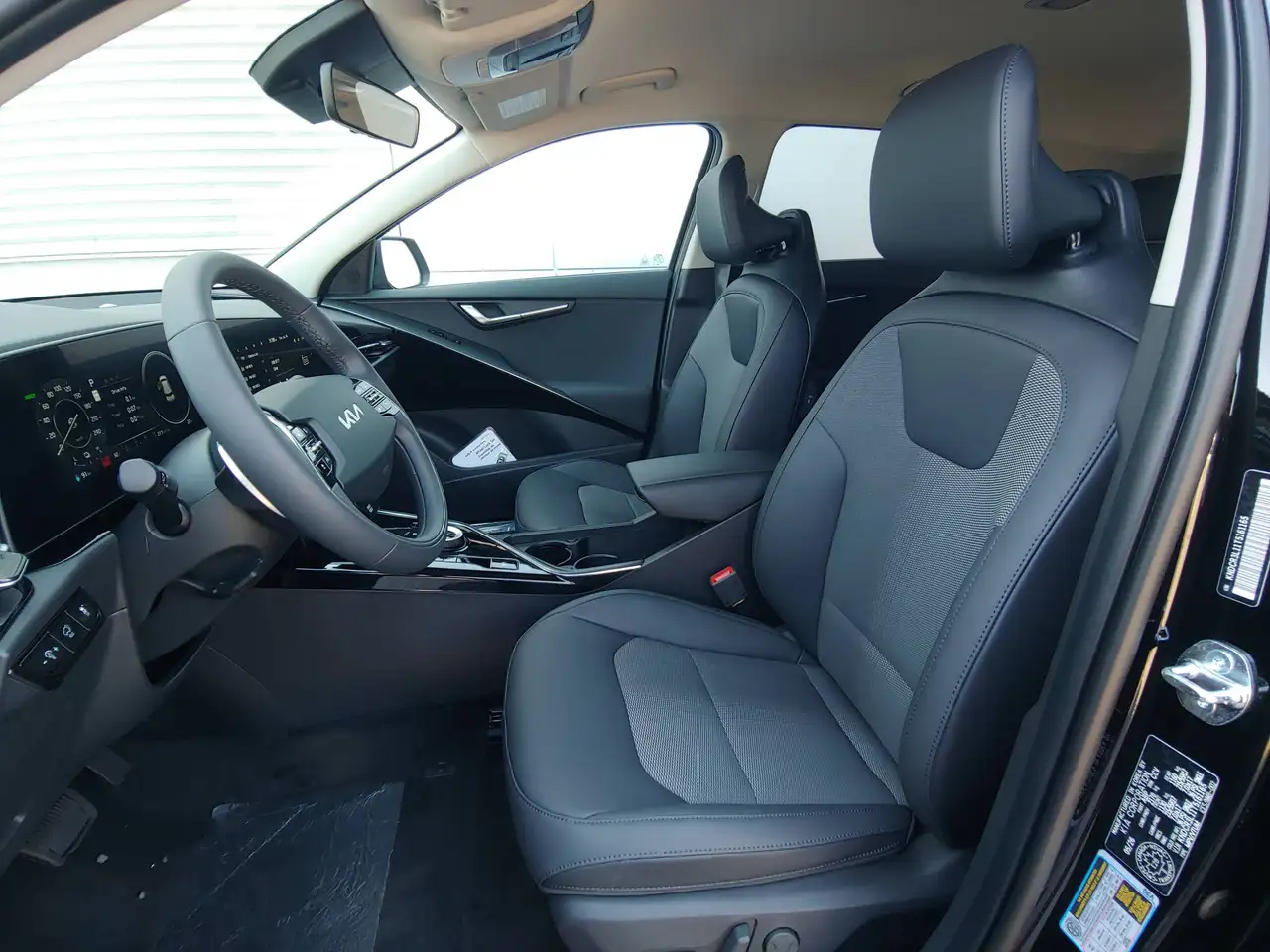 Kia Niro снимка Kia Niro