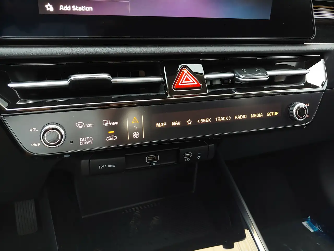 Kia Niro снимка Kia Niro