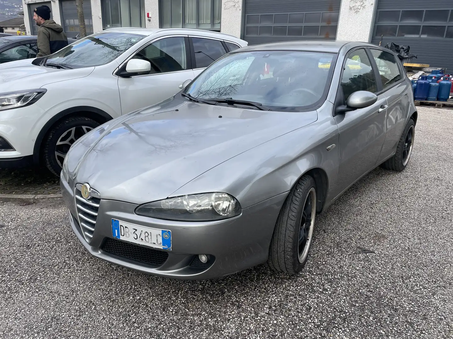 Alfa Romeo 147 5p 1.6 ts 16v Exclusive 120cv - 1