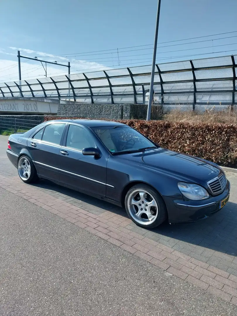 Mercedes-Benz S 320 Noir - 1