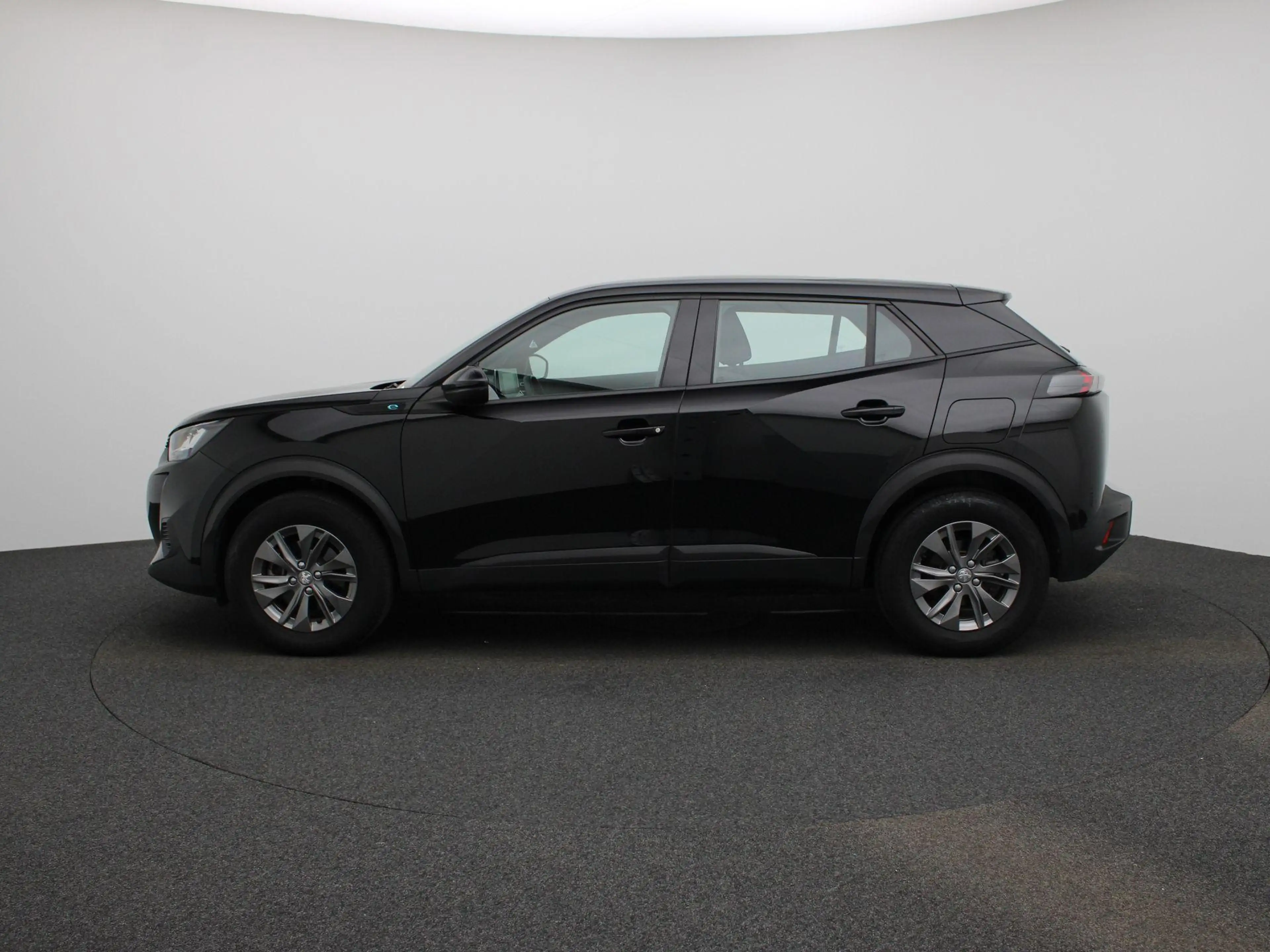 Peugeot e-2008 EV Active Pack 50 kWh | Parkeersensoren | Climate — photo 4