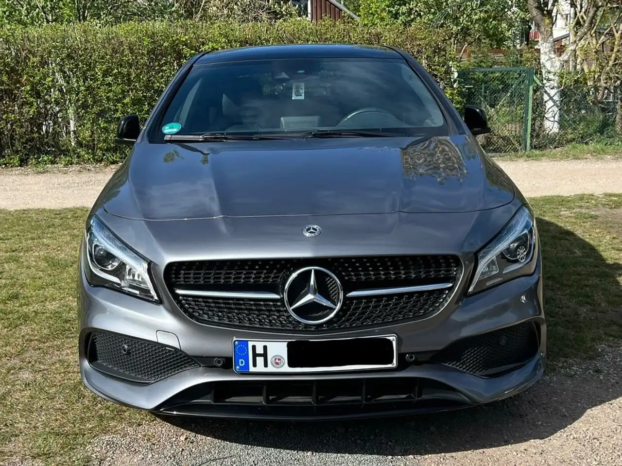 Mercedes-Benz CLA 180