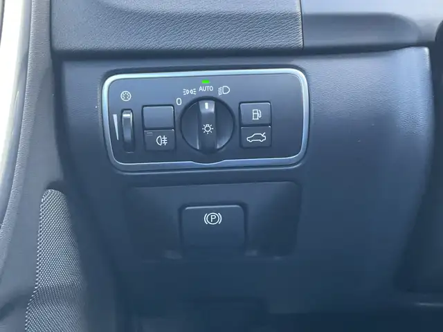 Volvo V60 Cross Country view 28