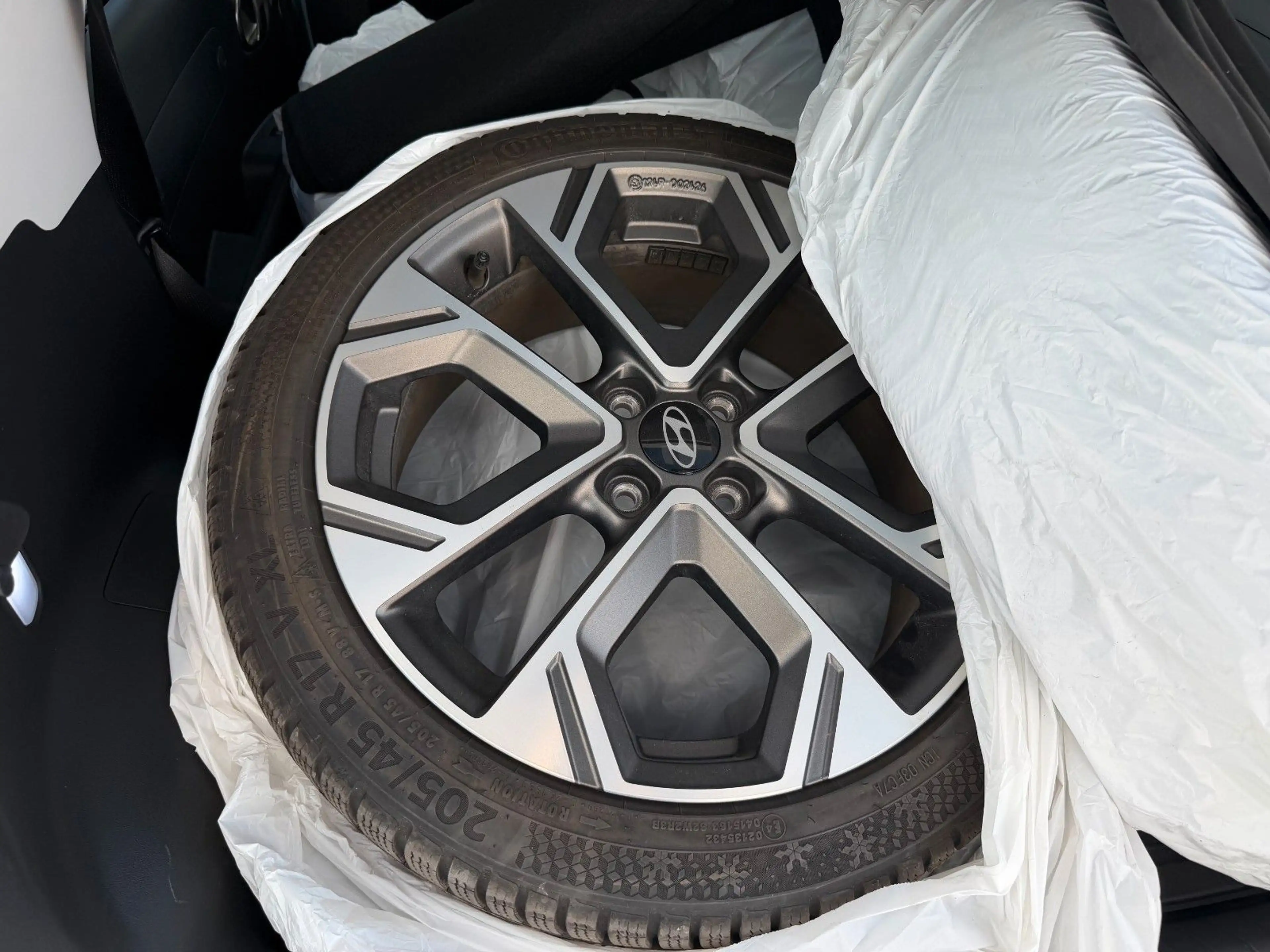 Hyundai Inster 49kWh PRIME / SD / V2L / WR — photo 12