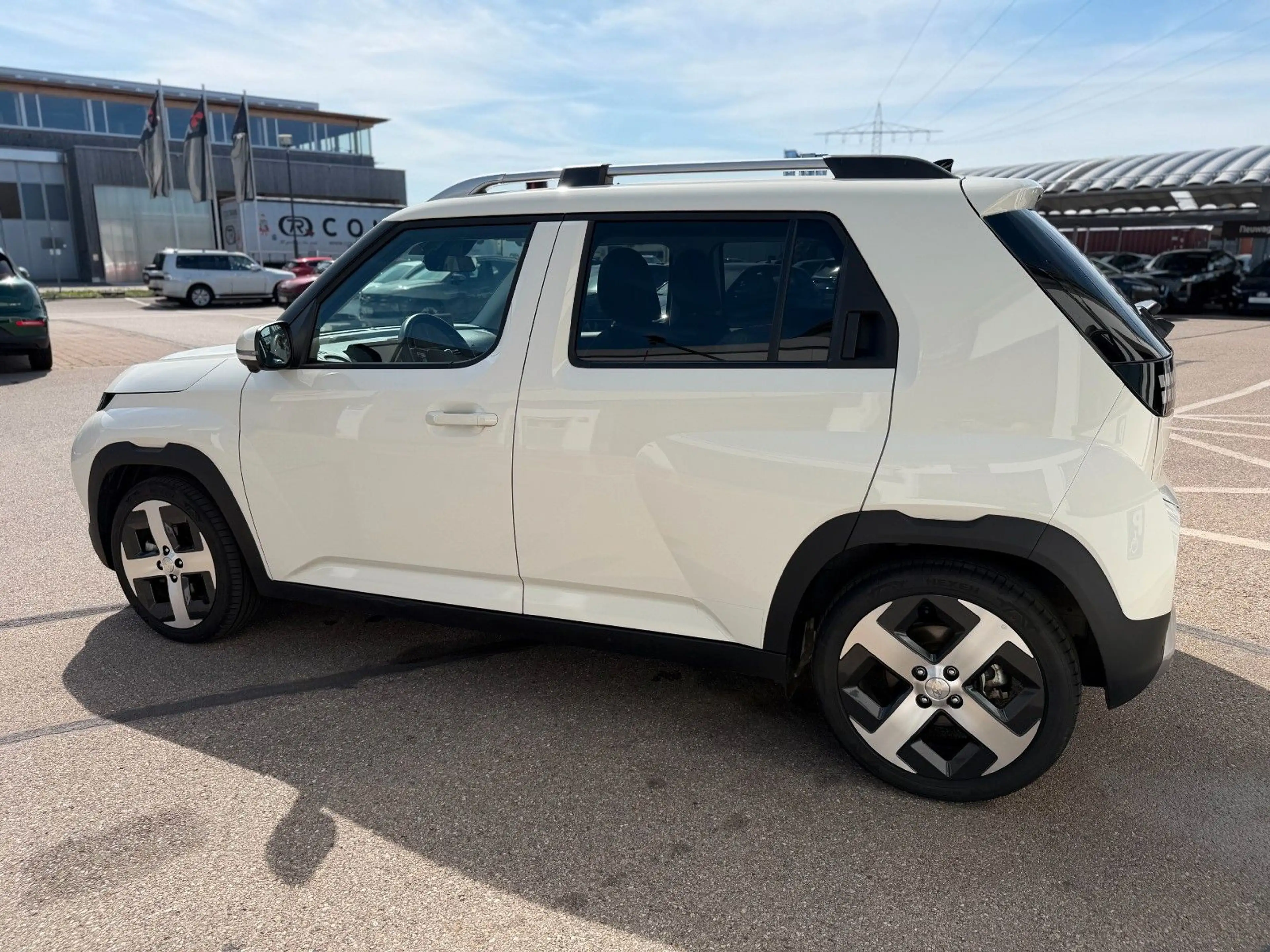 Hyundai Inster 49kWh PRIME / SD / V2L / WR — photo 2