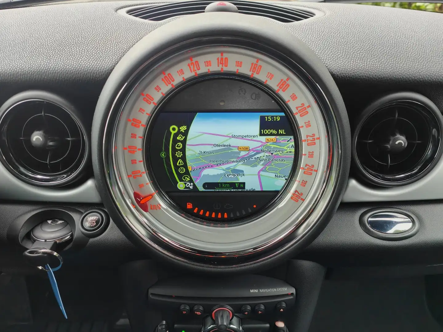 MINI Mini 1.6 Chili NAVI - NL-NAP -17" 100% ONDERHOUDEN Gris - 2