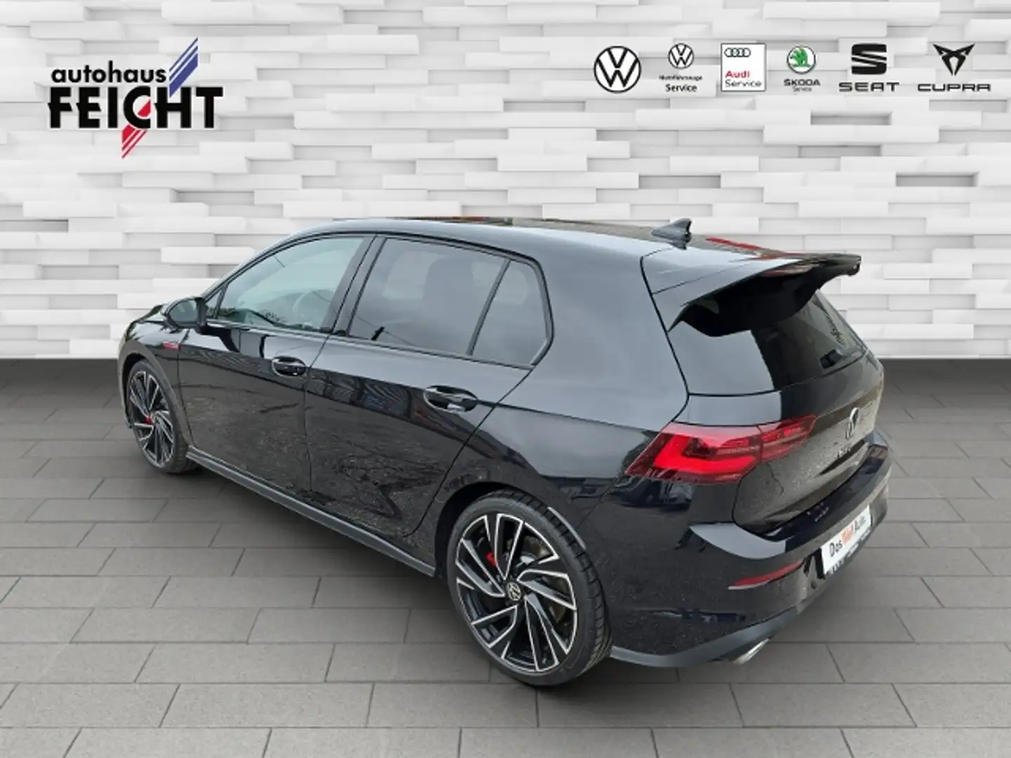 Volkswagen Golf VIII GTI Clubsport 2.0 TSI NAVI+LED+RFK+APP Чорний - 2