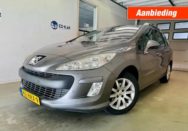 2009 Peugeot 308 in Grey for sale