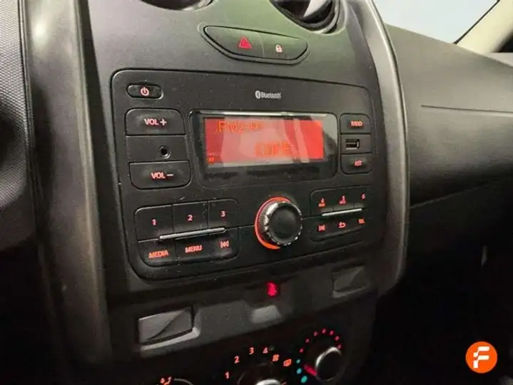 Dacia Duster 2018, foto 11