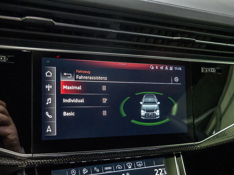 Audi SQ8 SUV competition plus TFSI quattro MATRIX — photo 11