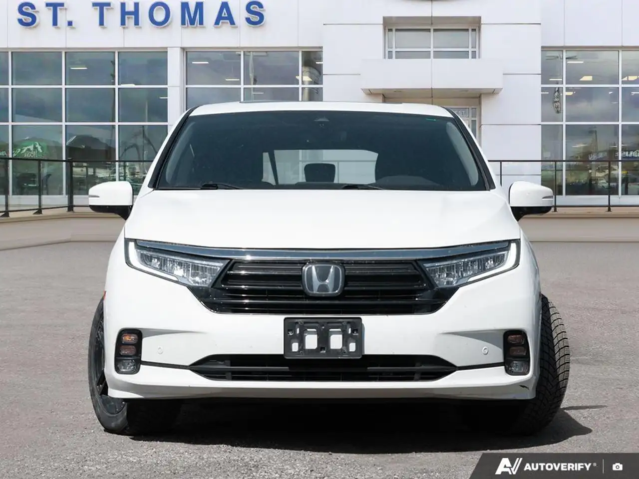 Honda Odyssey снимка Honda Odyssey
