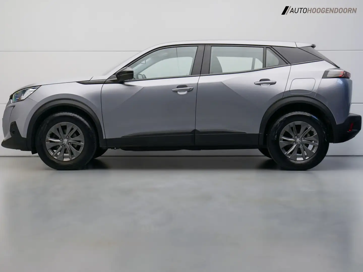 Peugeot 2008 1.2 PureTech Active Pack Luxe (APPLE CARPLAY,CRUIS Grau - 2