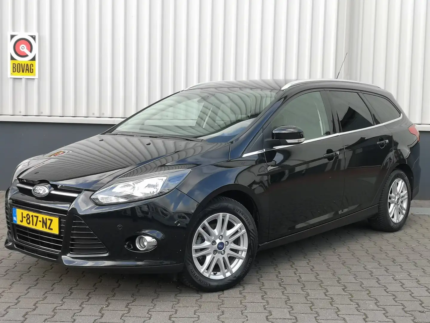 Ford Focus 1.0 EcoB. Edit. Plus | Gereviseerde motor! Zwart - 1