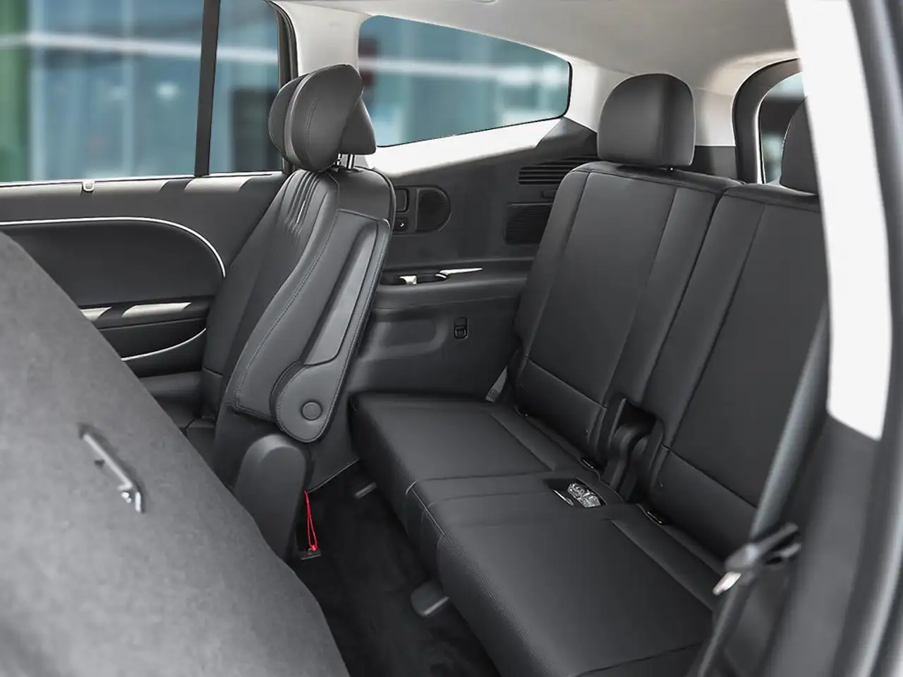 Hyundai IONIQ 9 снимка Hyundai IONIQ 9
