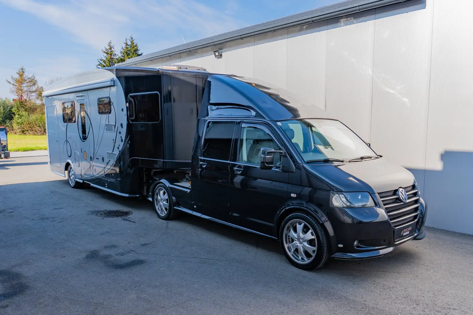 Volkswagen Doka 2,5 TDI 4WD Sattelgespann mit Wohnauflieger Silber - 1