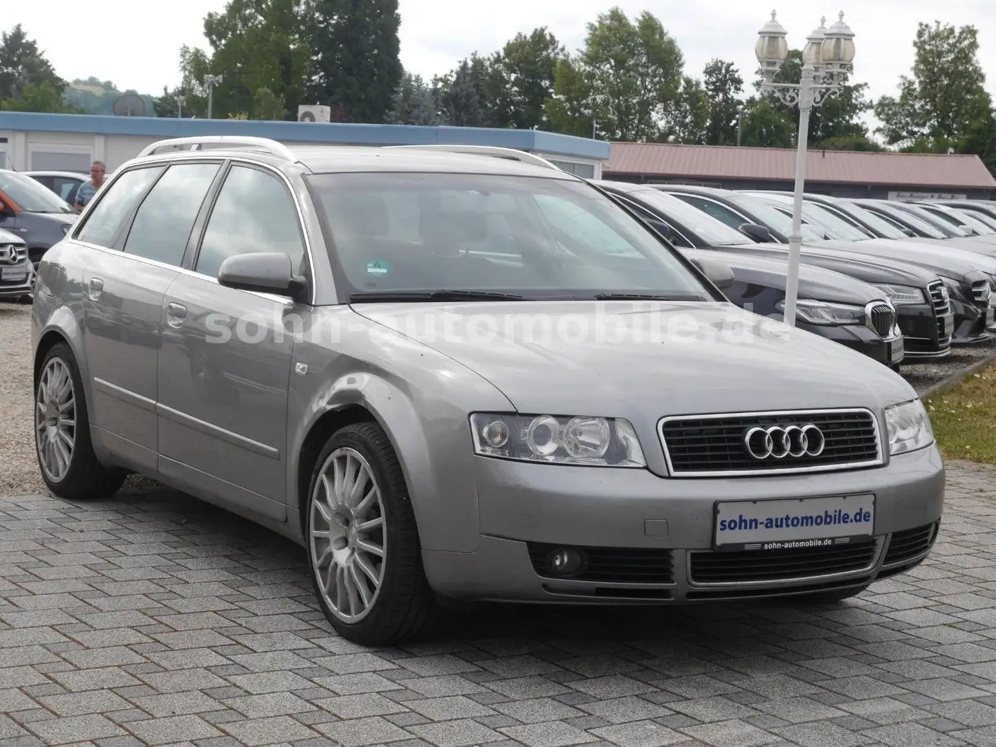 Audi A4 Avant 2.0/Klimaautom/AHK/NUR GEWERBE&EXPORT!! Grau - 2