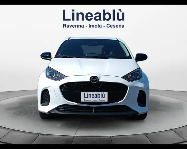 Mazda Mazda2 view 8