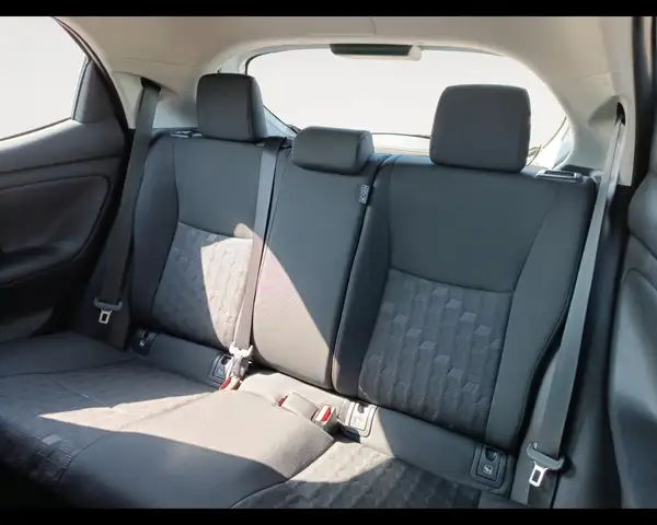 Mazda Mazda2 view 13