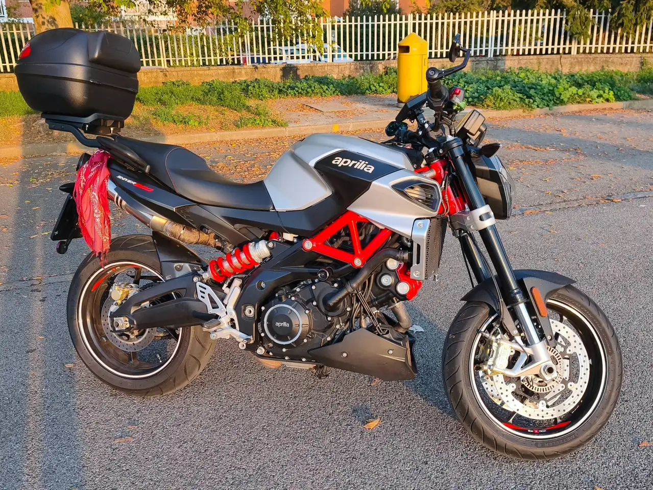 Aprilia Shiver 900