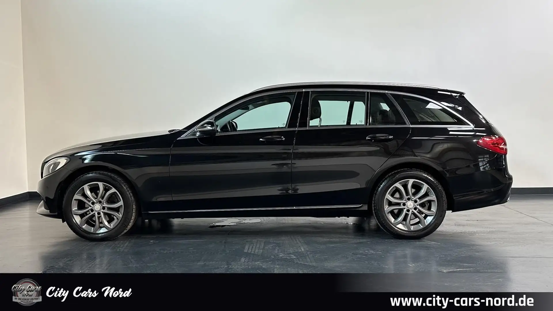 Mercedes-Benz C 180 T CGI Aut. Avantgarde LED-NAVI-COMAND Schwarz - 2