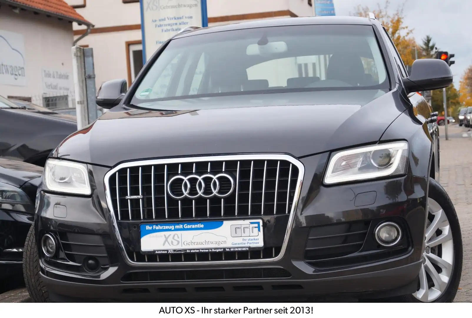 Audi Q5 3.0 V6 TFSI quattro Automatik aus 2.Hand! Grau - 1