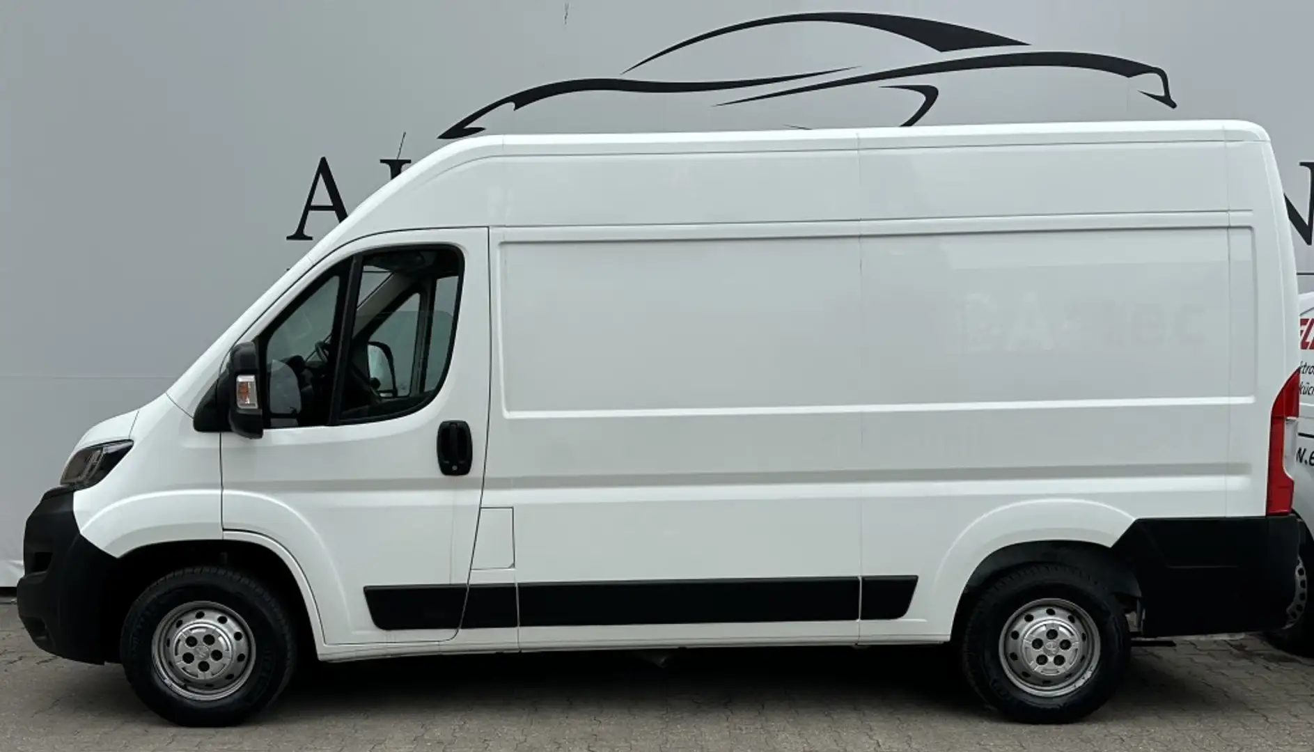 Peugeot Boxer 333 L2H2 S&S Premium   Rückfahrkamera Weiß - 2