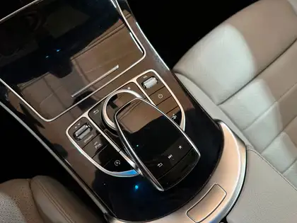 Annonce voiture d'occasion Mercedes-Benz C 300 - CARADIZE
