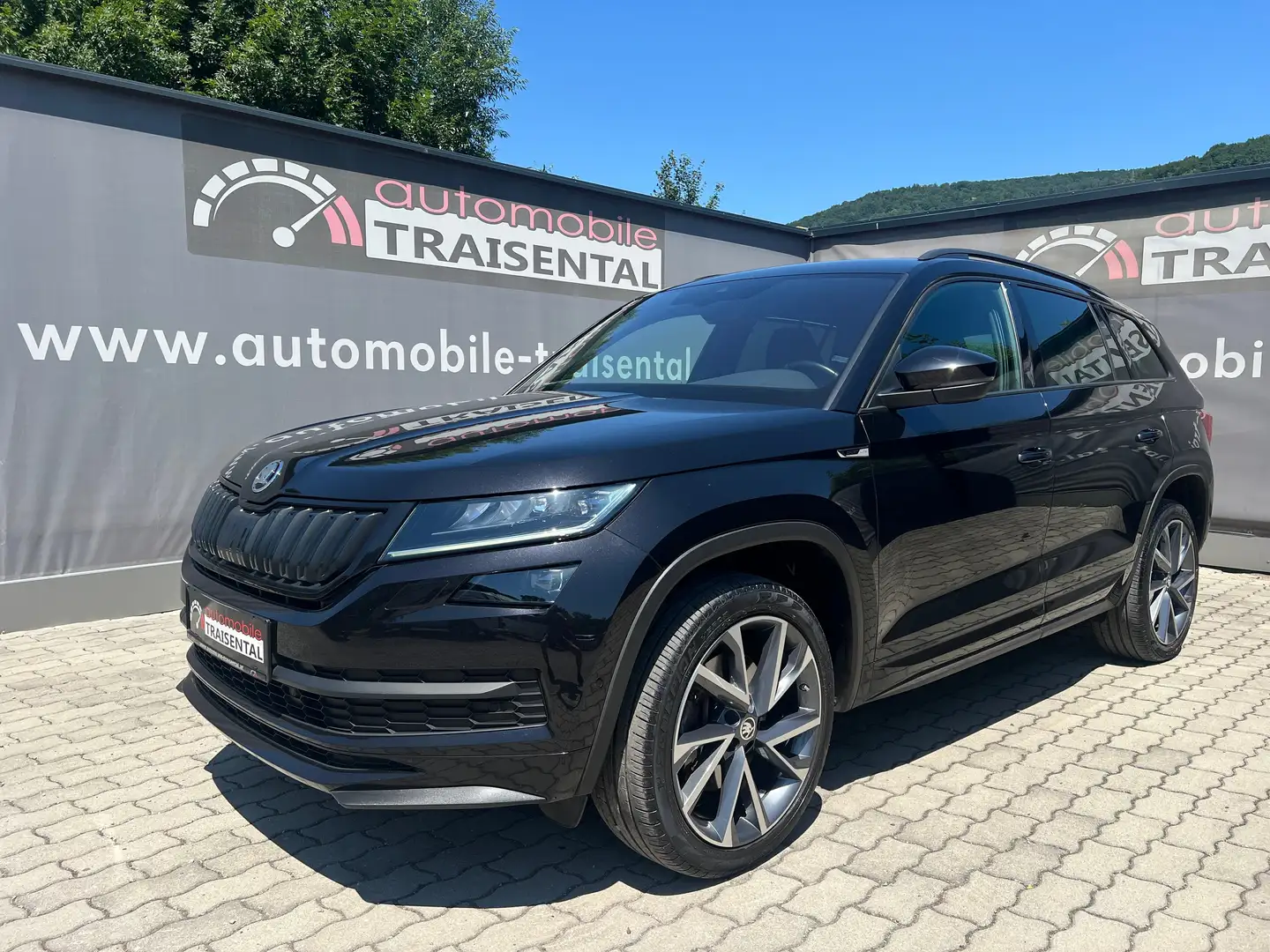 Skoda Kodiaq 2,0 TDI SCR 4x4 Sportline DSG 7 Sitze Negro - 1