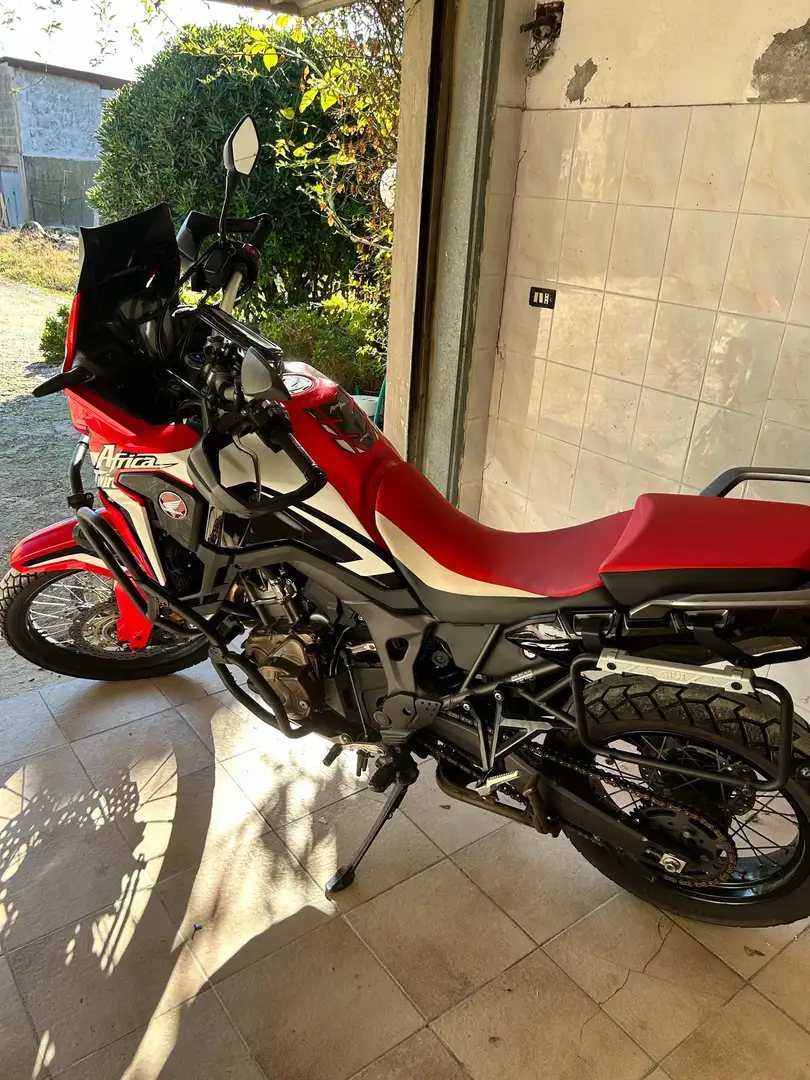 Honda CRF 1000 Czerwony - 2