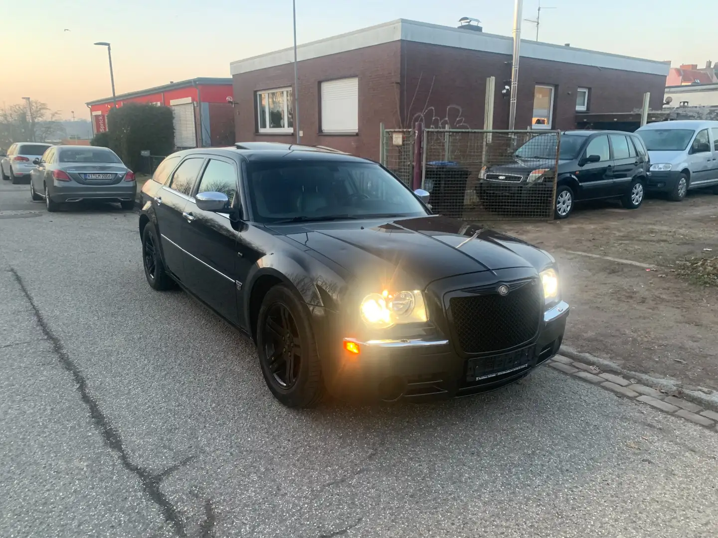 Chrysler 300C Touring 3.0 CRD DPF Automatik Tüv Neu Negro - 1