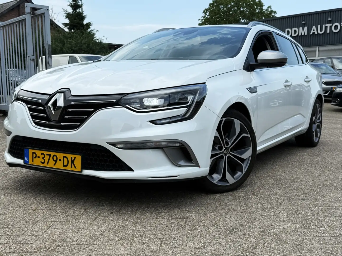 Renault Megane Estate 1.3 TCE GT-LINE AUTOMAAT NAVI/XENON/ST.VERW Wit - 1