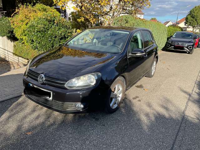 Imagine Volkswagen Golf 1.2 TSI Team