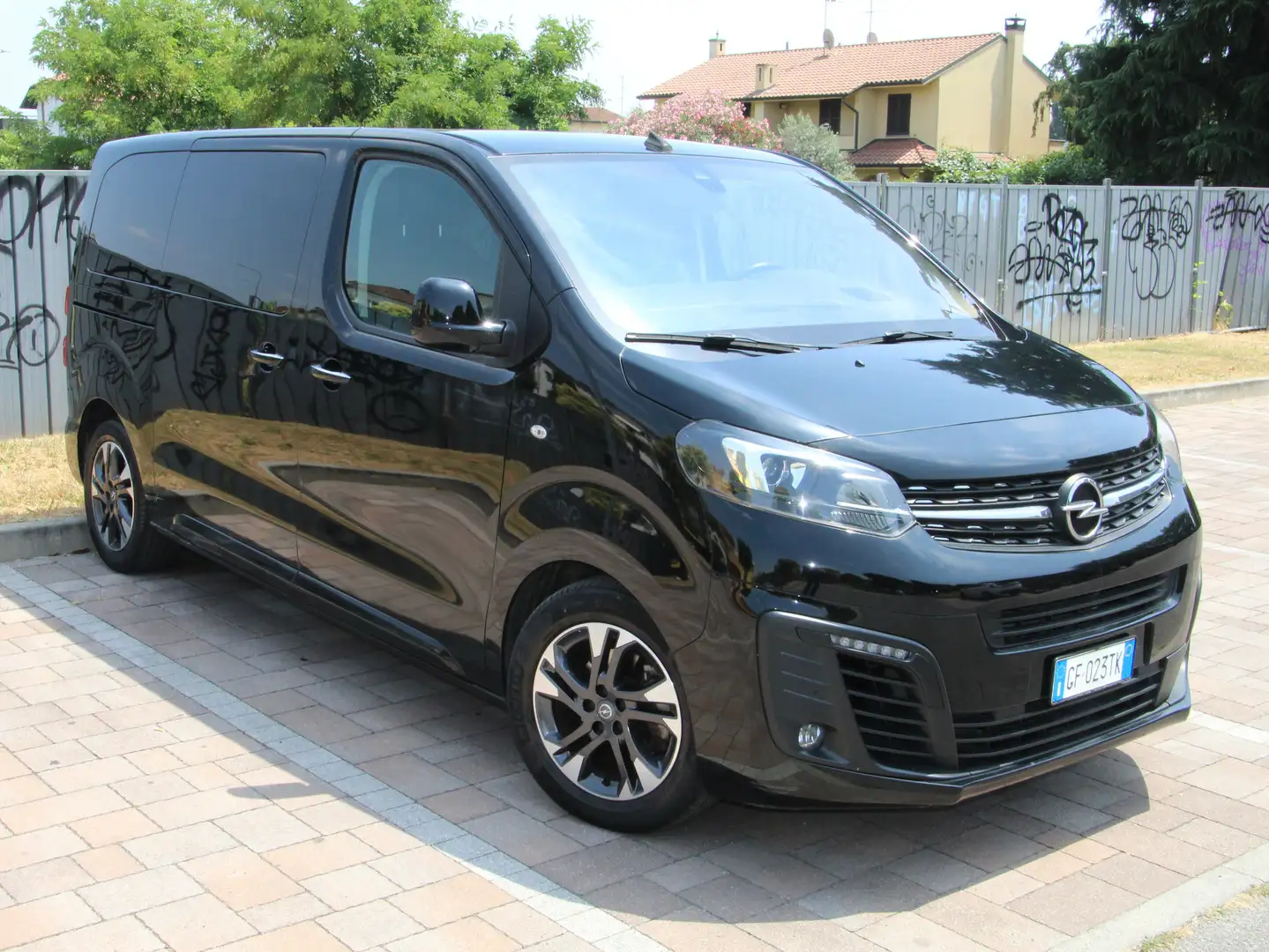 Opel Zafira Life 2.0 Diesel 145CV Business Elegance M Nero - 1