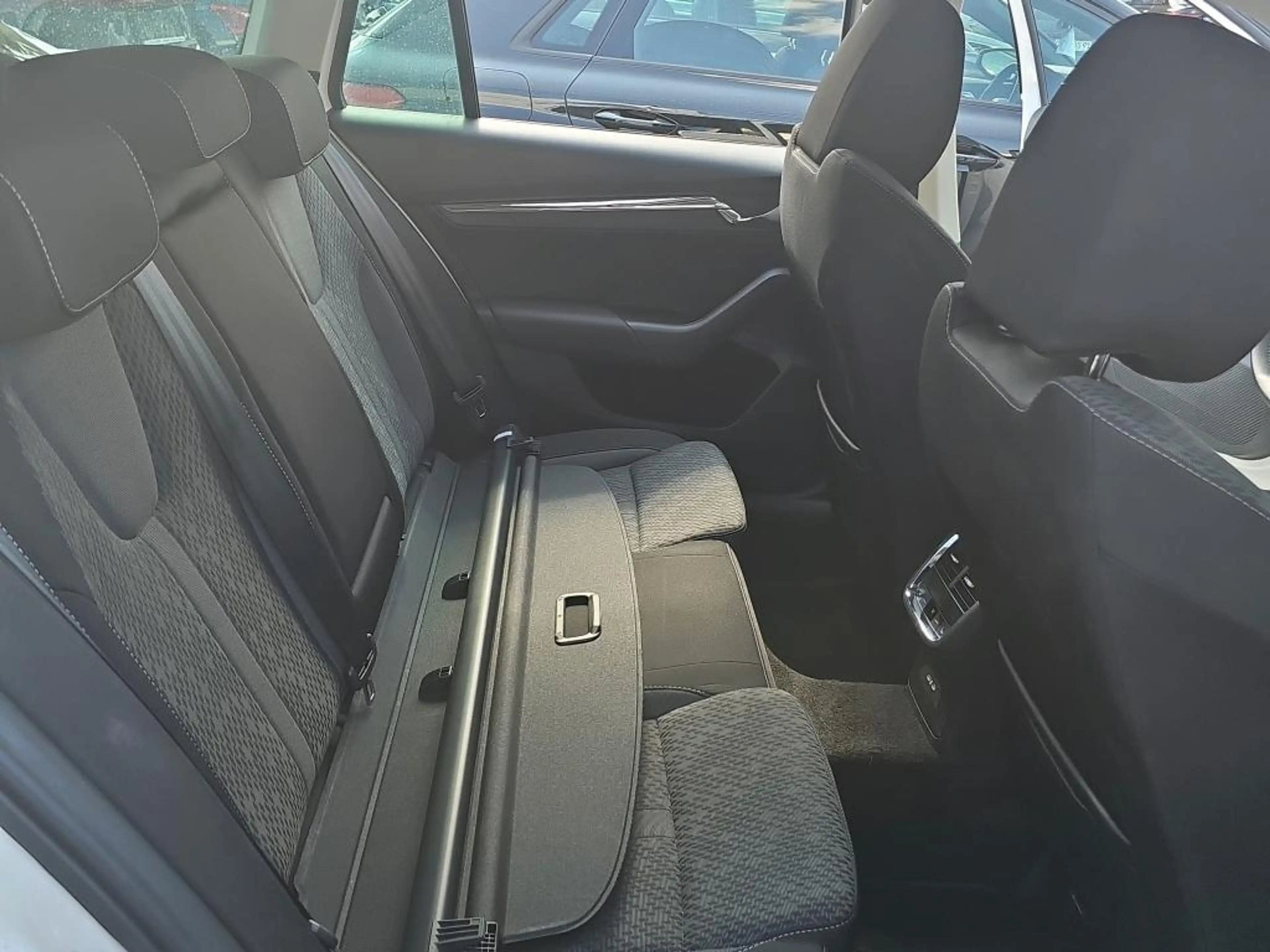 Skoda Octavia Combi 2.0 TDI DSG STYLE +AHK +LED +ACC +HuD +NAVI — photo 8